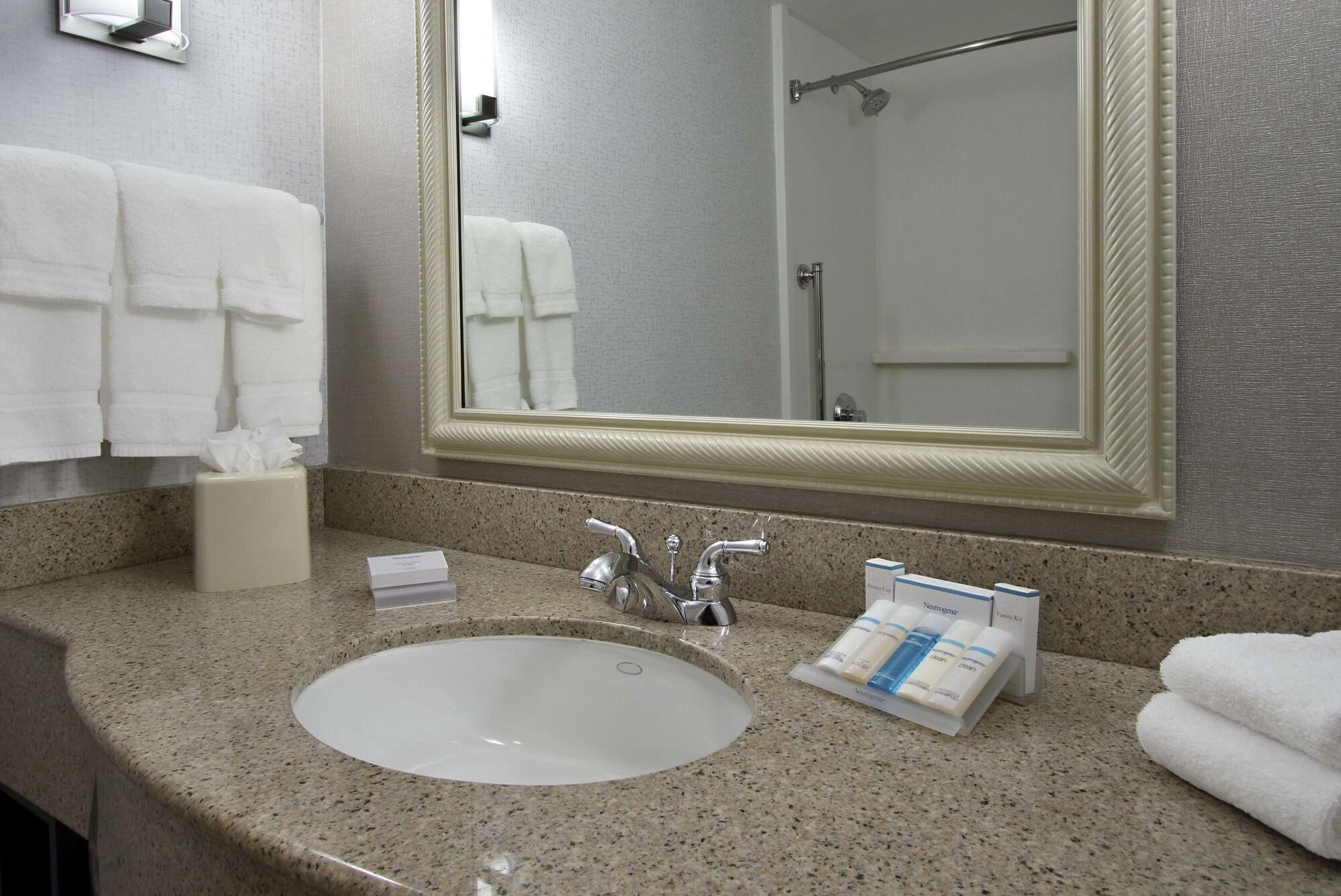 Hilton Garden Inn Sonoma County Airport Santa Rosa Zewnętrze zdjęcie